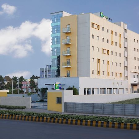 Holiday Inn Express Nashik Indira Nagar By Ihg Exterior photo