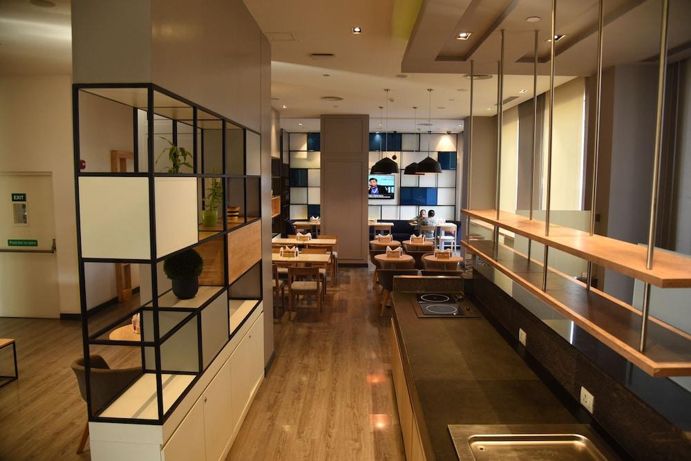 Holiday Inn Express Nashik Indira Nagar By Ihg Exterior photo